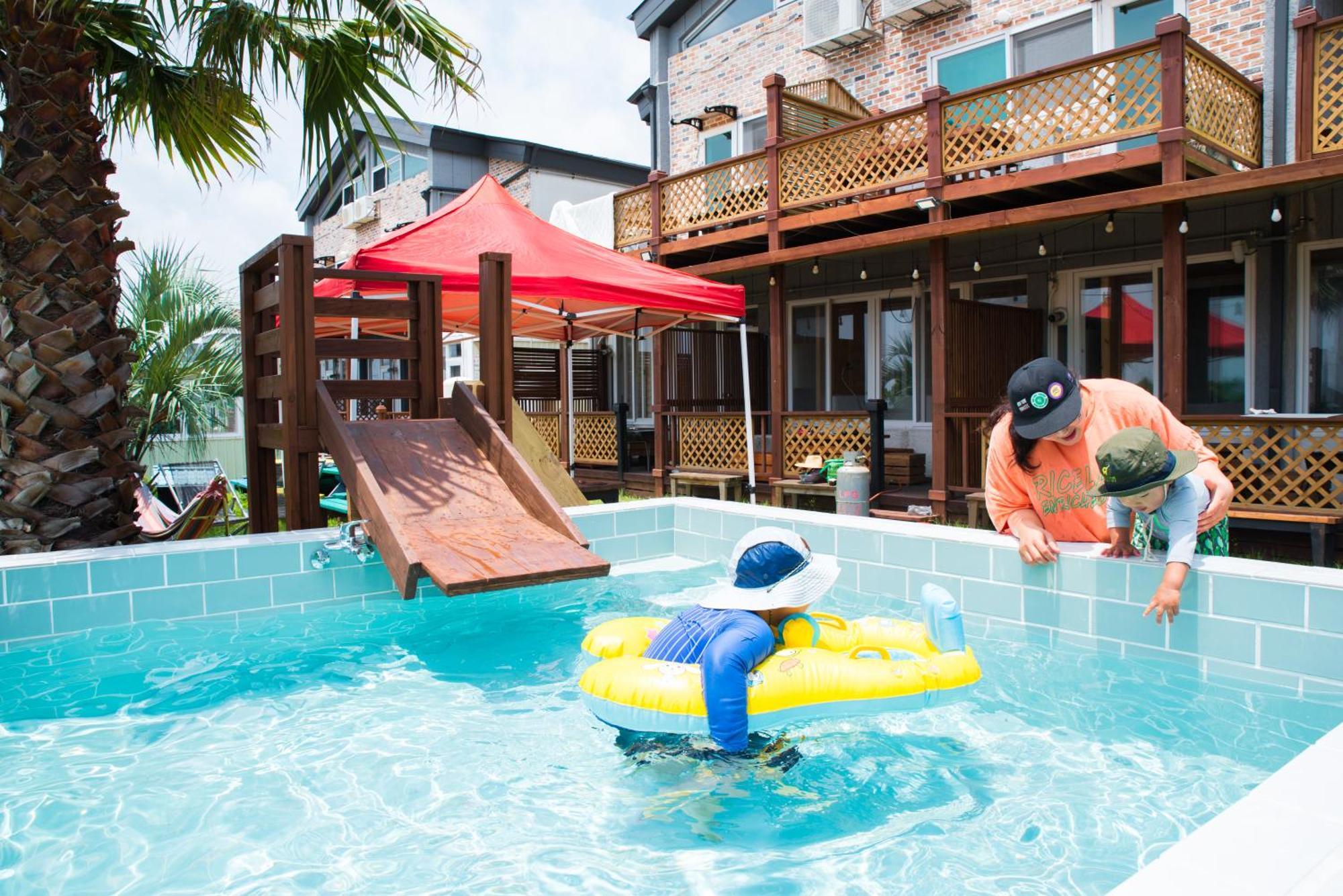 Jeju Sunflower Pension Seogwipo Exterior foto
