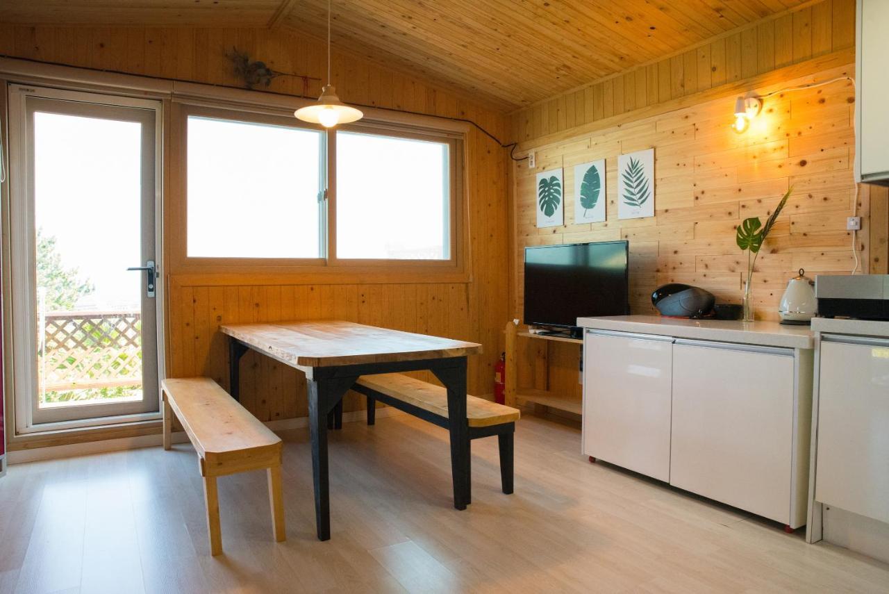 Jeju Sunflower Pension Seogwipo Exterior foto